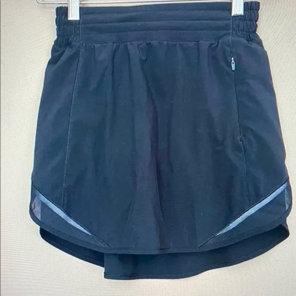 {Lululemon} Hotty Hot High-Rise Skirt in Black - Womens 2